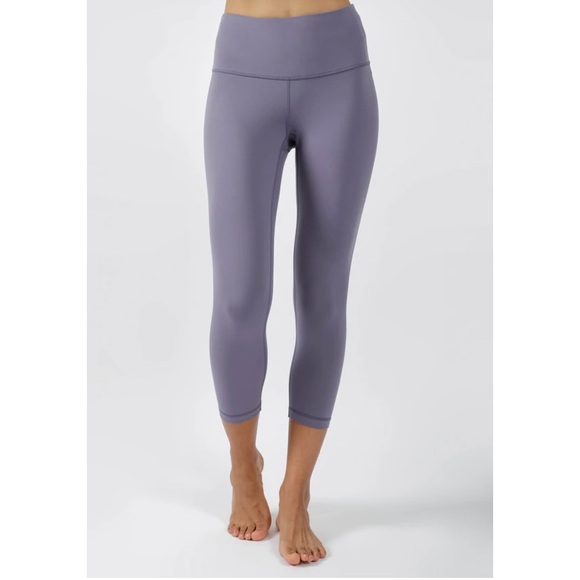 LUX High waisted capris Sz Large. These are in excellent condition see details. - Picture 1 of 8